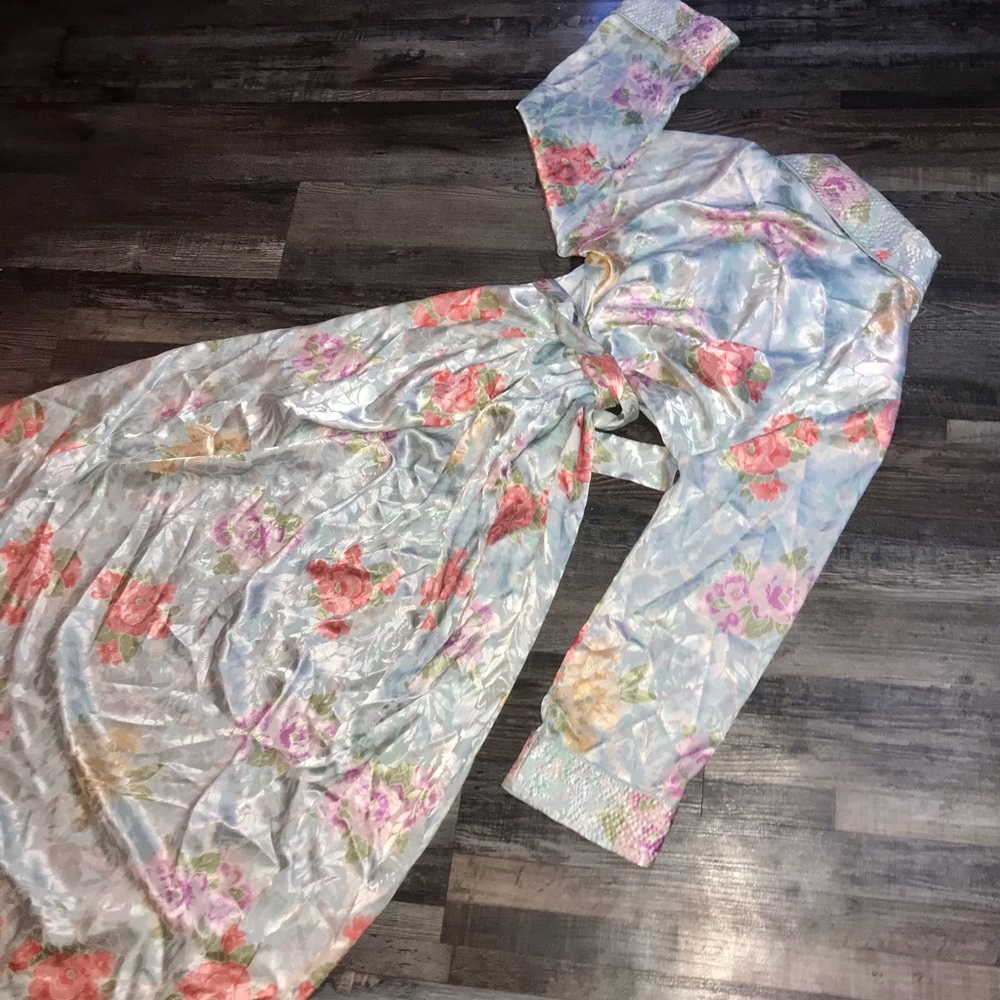 Vtg 80s Neiman Marcus Silk Fairycore/Cottagecore Coquette Lolita Floral Robe - Picture 6 of 14